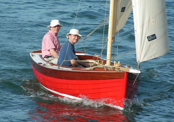 Beg-Meil grp version by Icarai Classic open gaff sloop, 4.46 m in length Go to Beg-Meil description