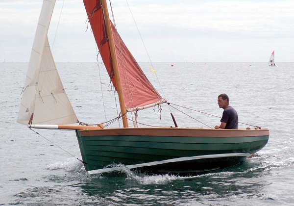 Beg-Meil Classic gaff sloop, 4.46 m in length
